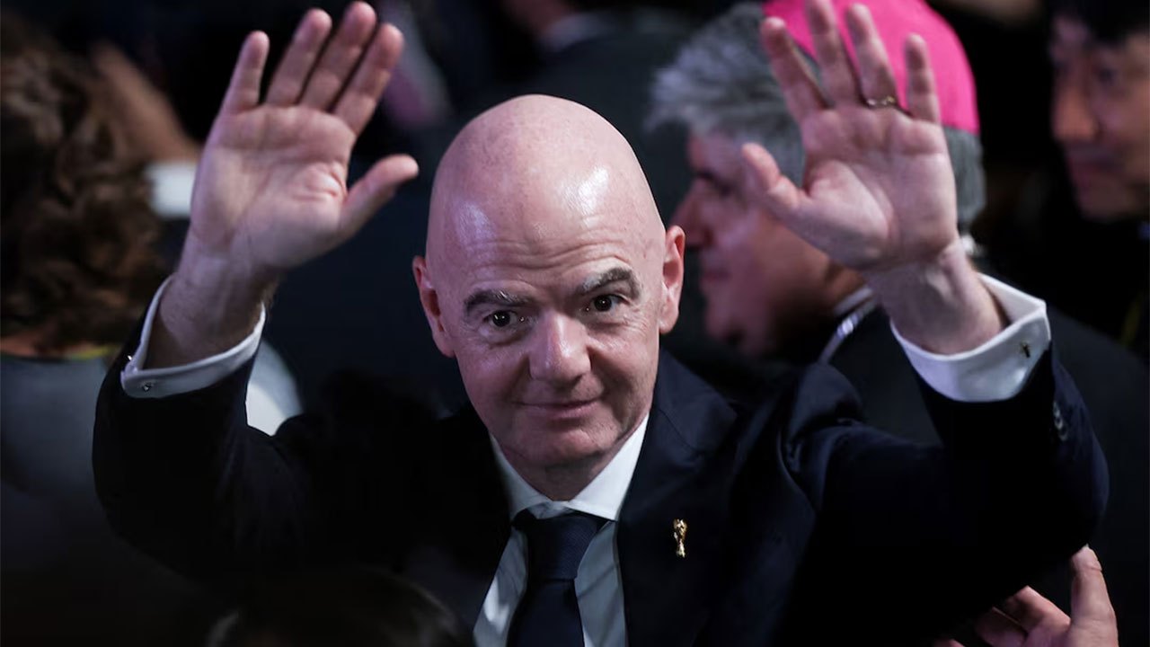 FIFA crisis: Infantino deputies in talks over breakaway competitions