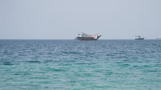 Hormuz traffic slows further after US threatens more economic pressure on Iran