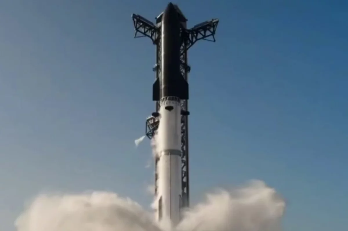 SpaceX successfully conducted the 13th test launch of the Starship spacecraft