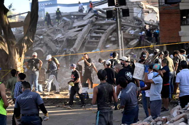 Woman survivor of Colombia earthquake rescued after 30 hours trapped in rubble