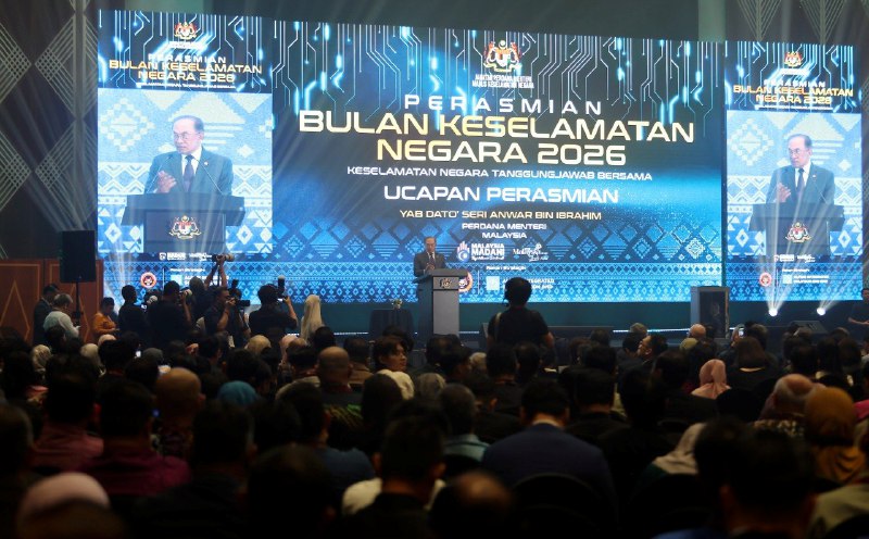 Anwar raises concern over racial issues in Johor polls