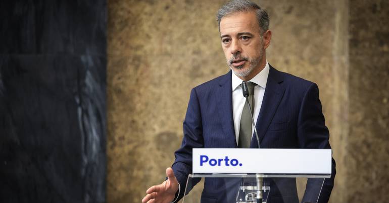 Port House approves sale of 2 properties, PS voted against