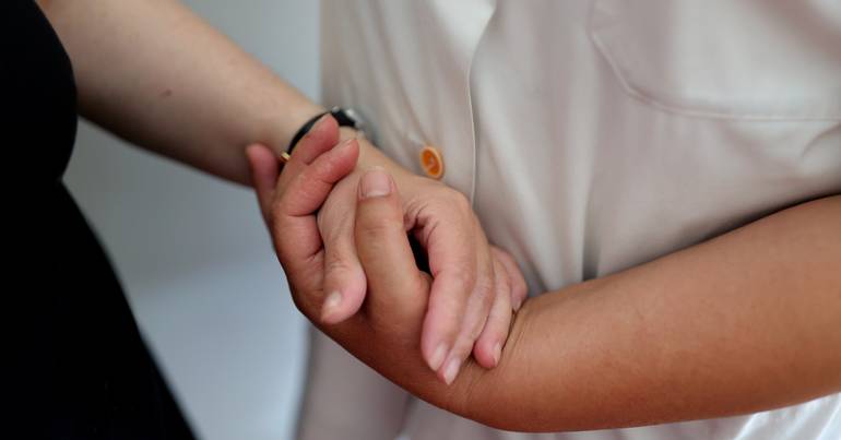 Suspended sentence for man who assaulted and raped woman