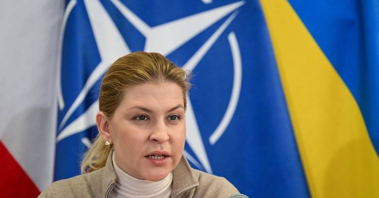 Zelensky removes ambassador from Ukraine in the United States