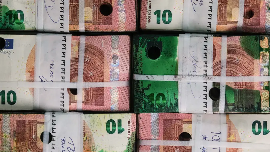 European funds. MP Aveiro accused 13 defendants of fraud