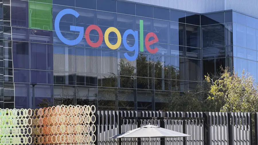 Google: New submarine cables between America and Europe