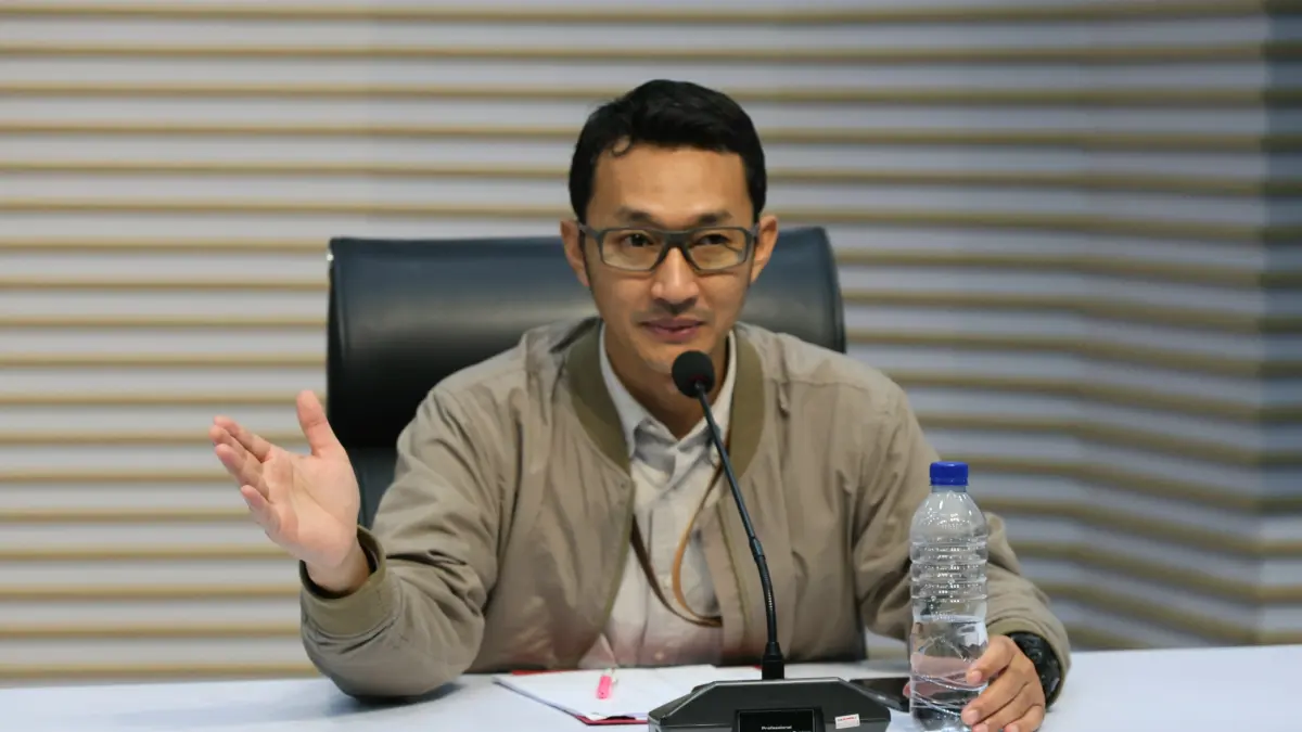 The anti-corruption agency searched locations in Bengkulu city and confiscated documents and cash before interrogating Noprisman