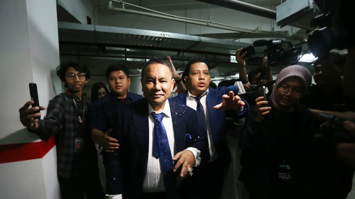 Reason for Accompanying Febrie Adriansyah as Legal Counsel, Hotman Paris: The Jampidsus is the One the President Prabowo is Proud of