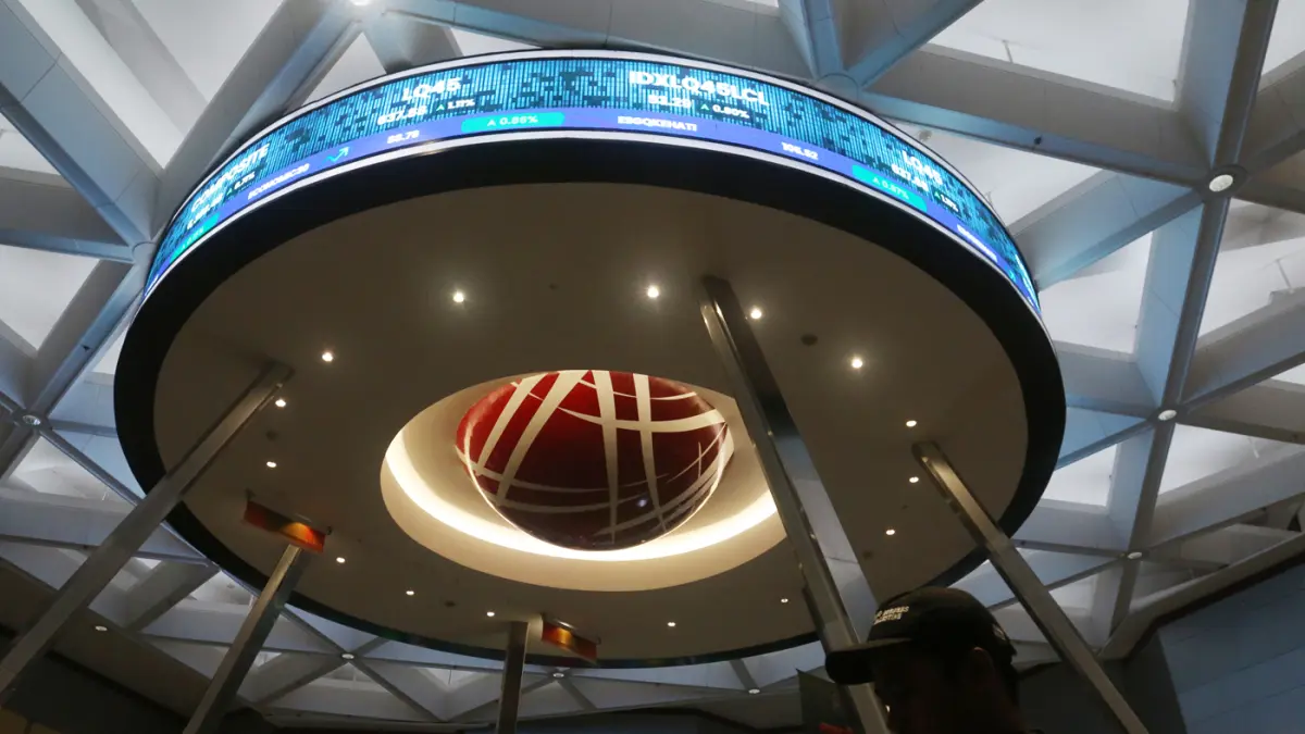 IHSG opened Tuesday up 18.44 points to position 6,383