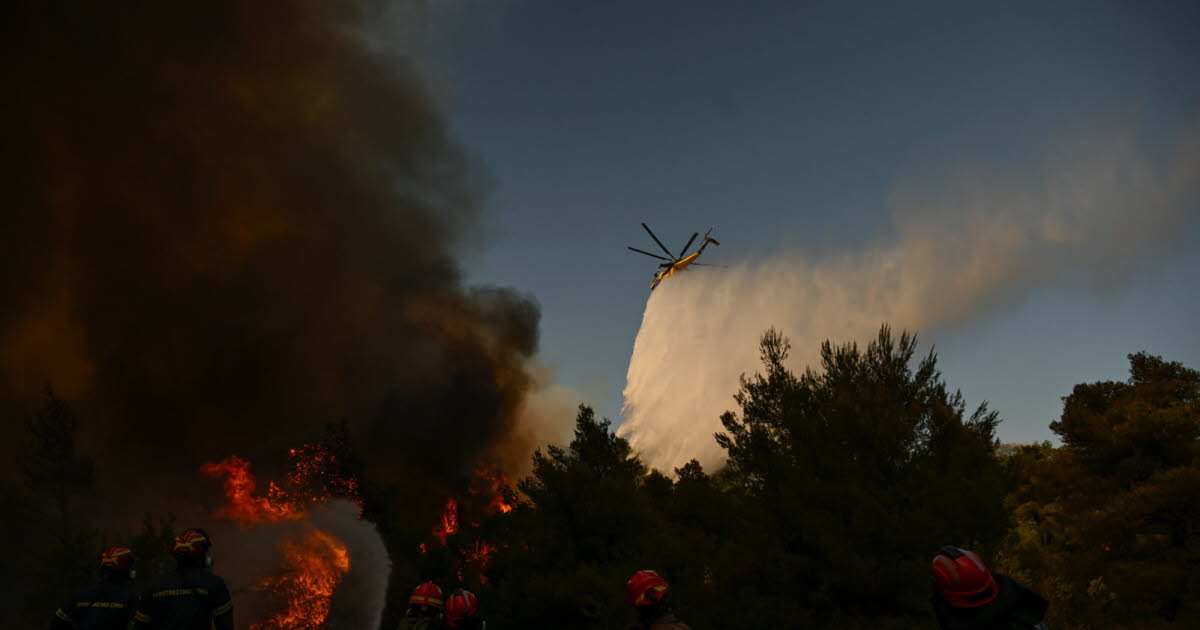 A collision between two helicopters fighting the fires in Greece
