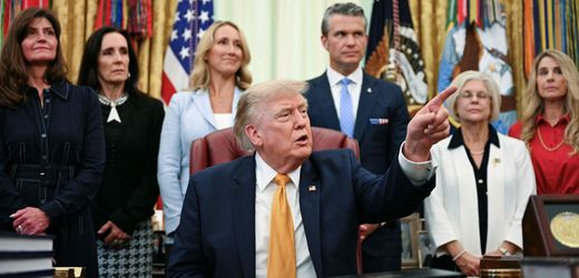 US president expresses dissatisfaction with Iran's stance, while Tehran denies claims and says it negotiates only with Oman