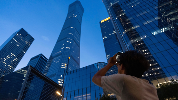 In the highest skyscraper in Beijing crashed plane