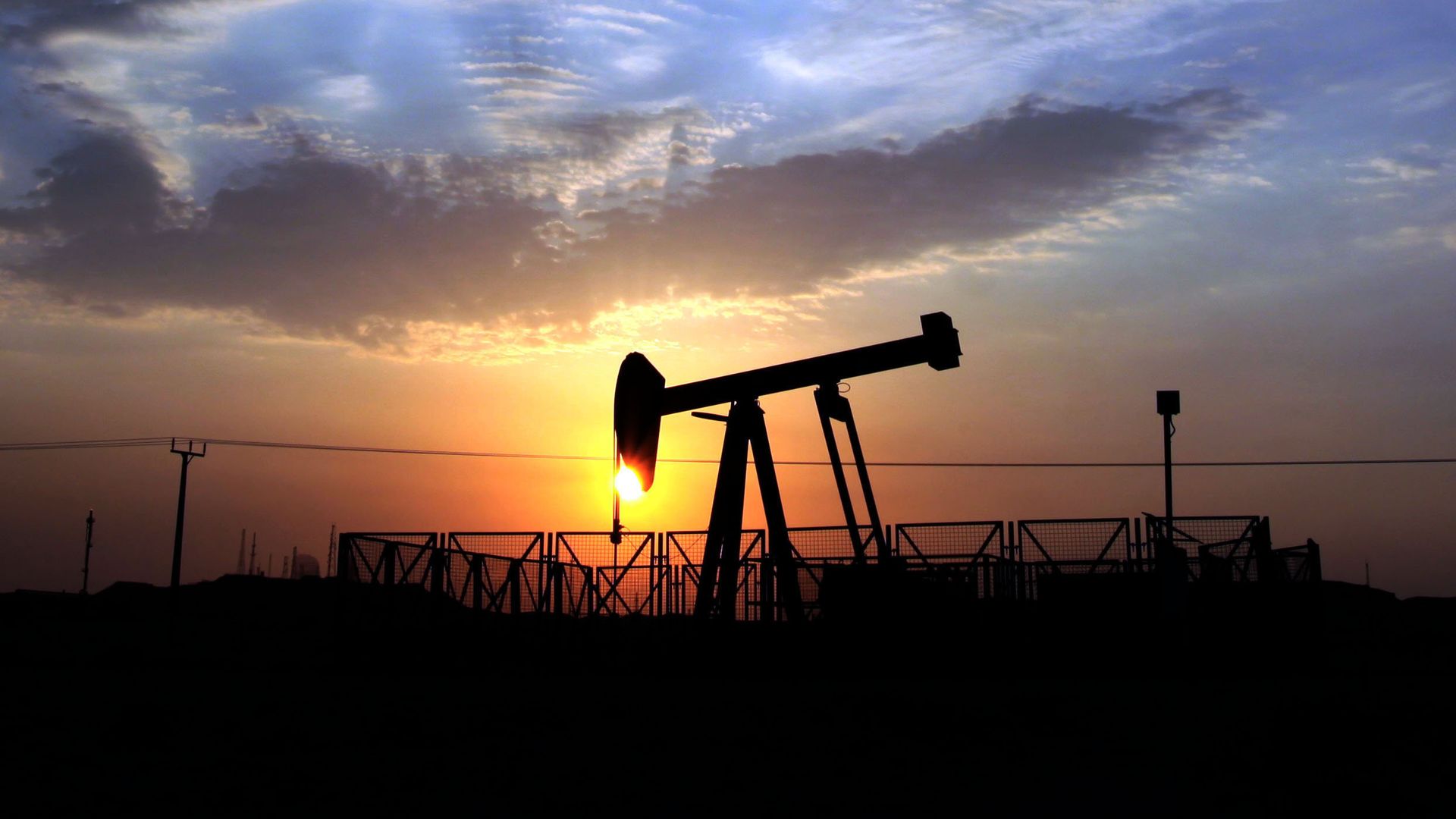 Oil prices rose due to news of the naval blockade of Iran