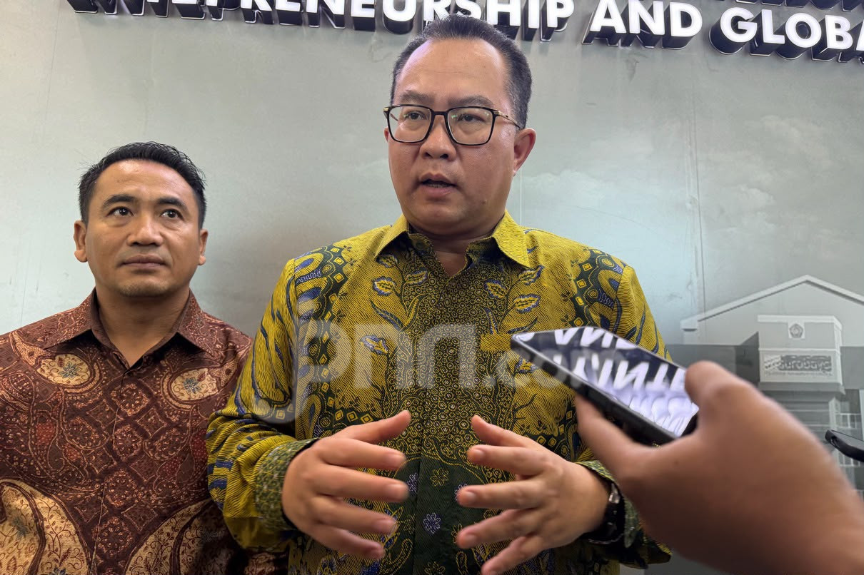 Arif delivered the message during a visit to Universitas Muhammadiyah Surabaya on Saturday