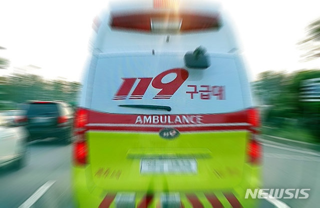 The man suffered cardiac arrest while working in Chungju, where the daytime high reached 36.3 degrees Celsius