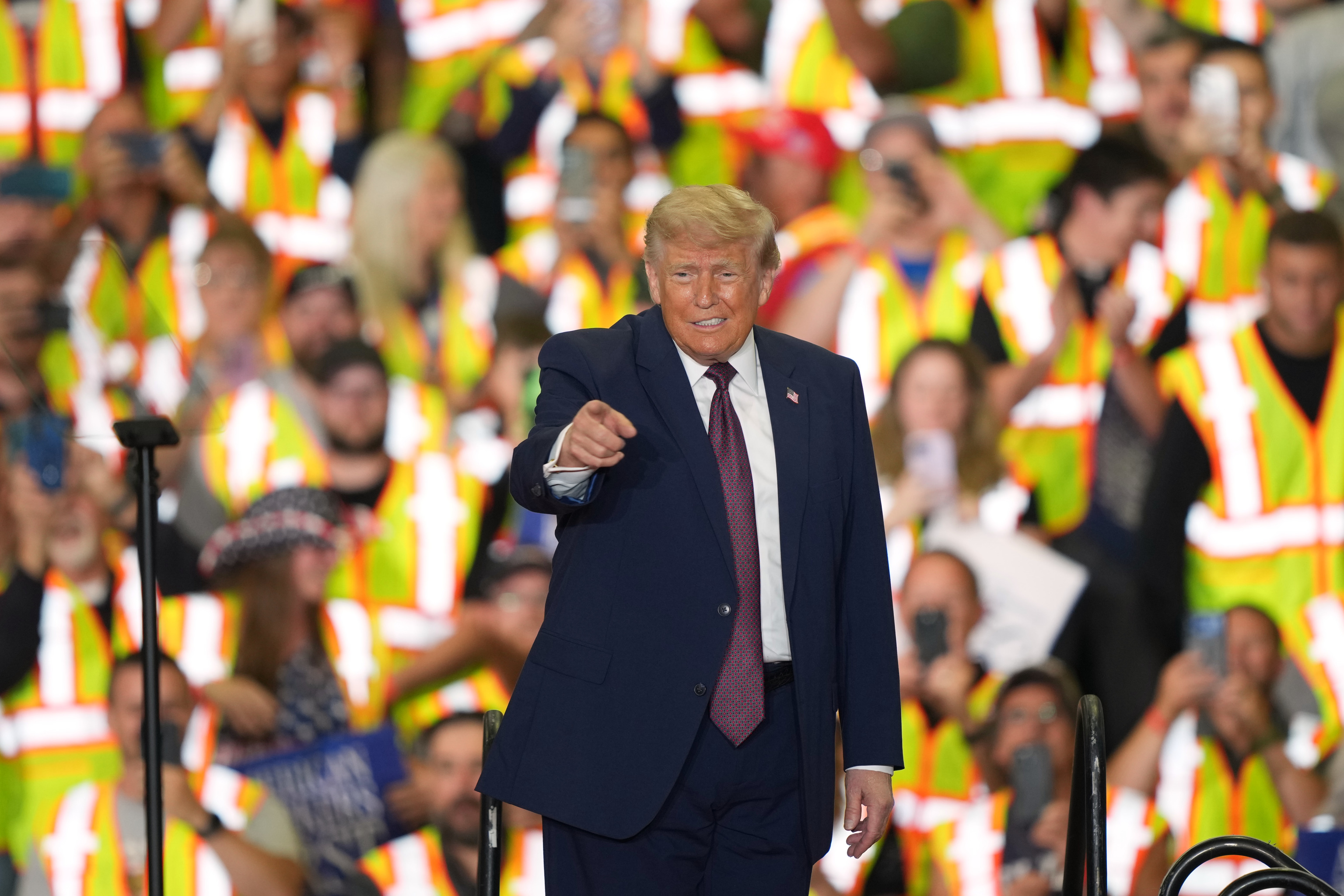 Trump cancels the signing of a bipartisan housing bill in the US.