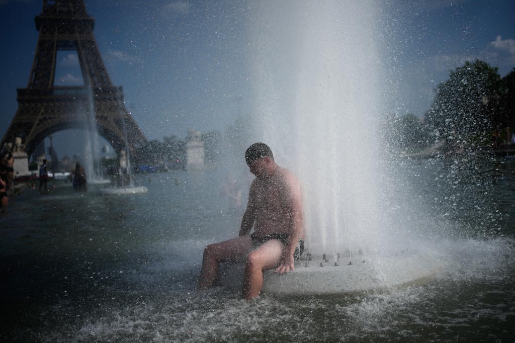 France cancels the Paris Pride March and other events and prohibits drinking alcohol in the street due to extreme heat