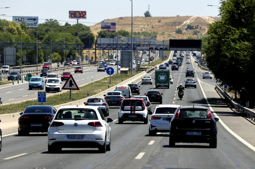 Air and road travel increase for the first weekend of July, while train travel decreases