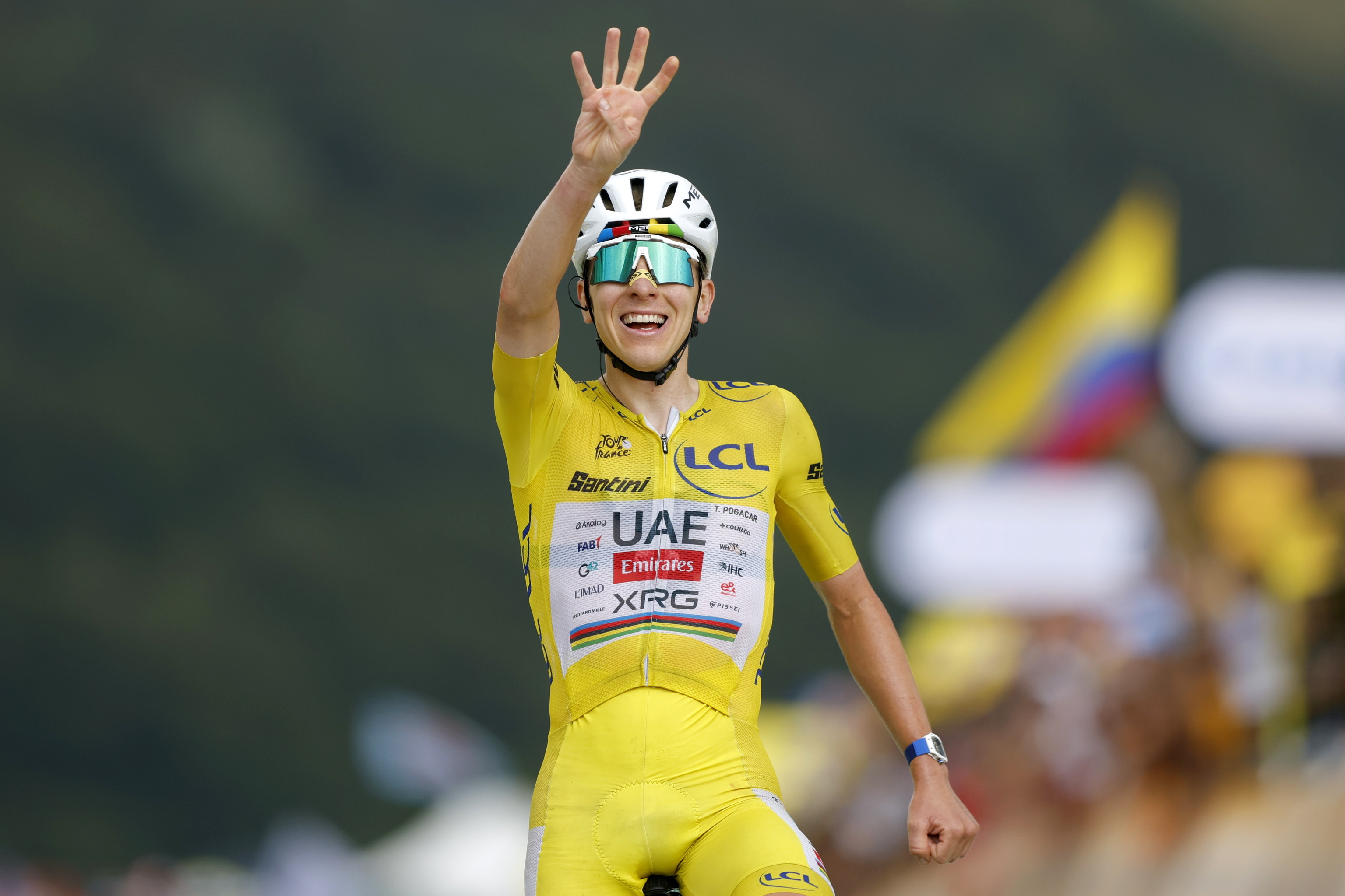 Pogacar gives another bite to the Tour in Le Markstein, where the new generation reels to Vingegaard