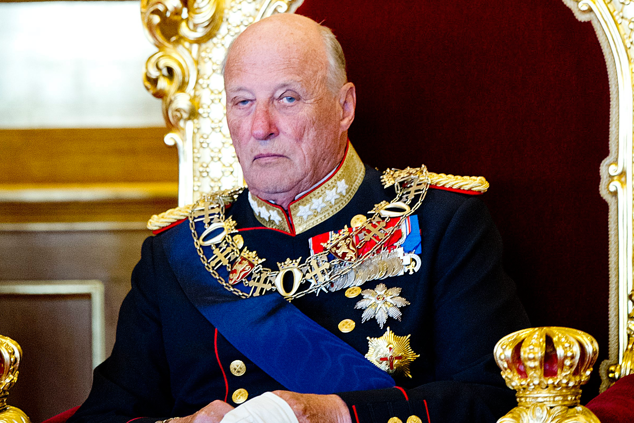 The health of King Harald of Norway, who remains stable by infection, is worsening