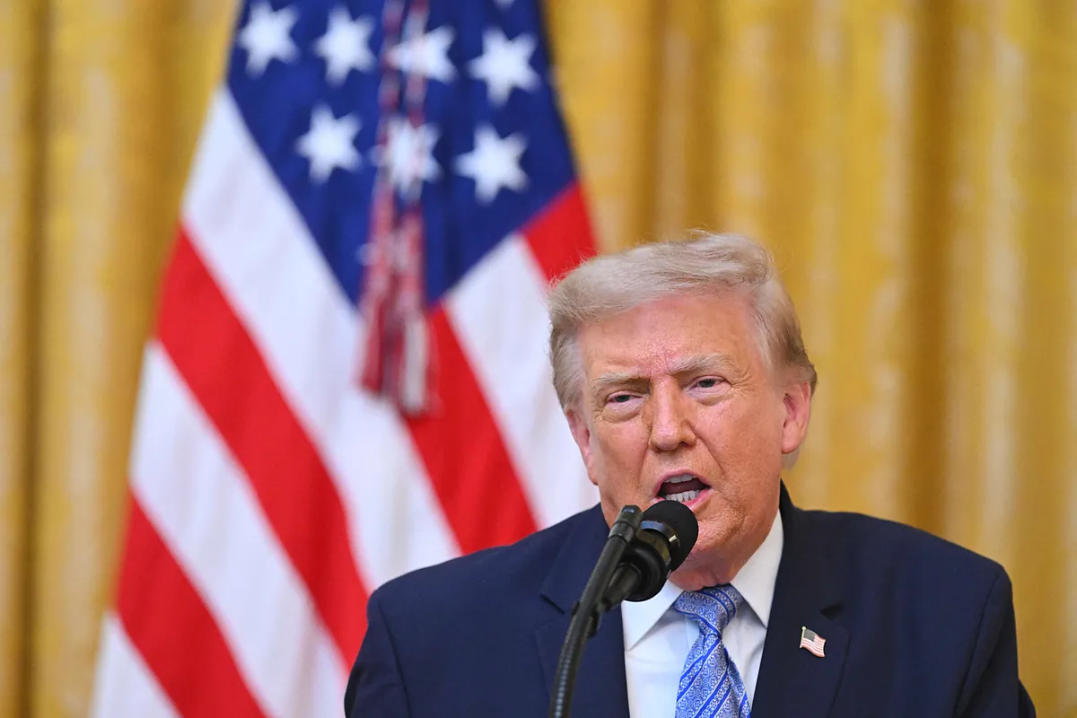 President repeats unfounded allegations of electoral fraud, while Kamala Harris denounces ' lies and conspiracy theories
