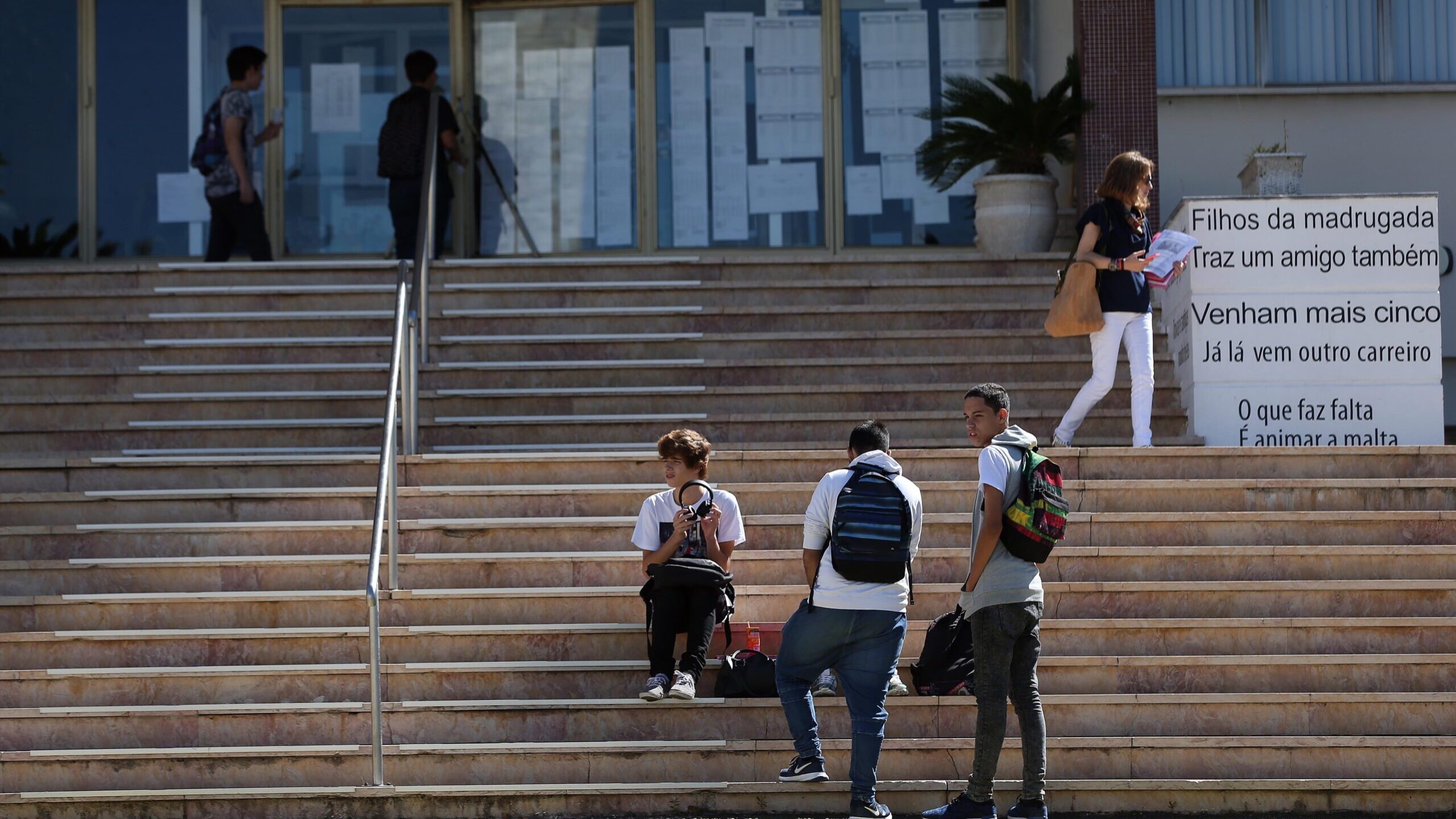 Only 304 applications on the first day of the higher education access competition