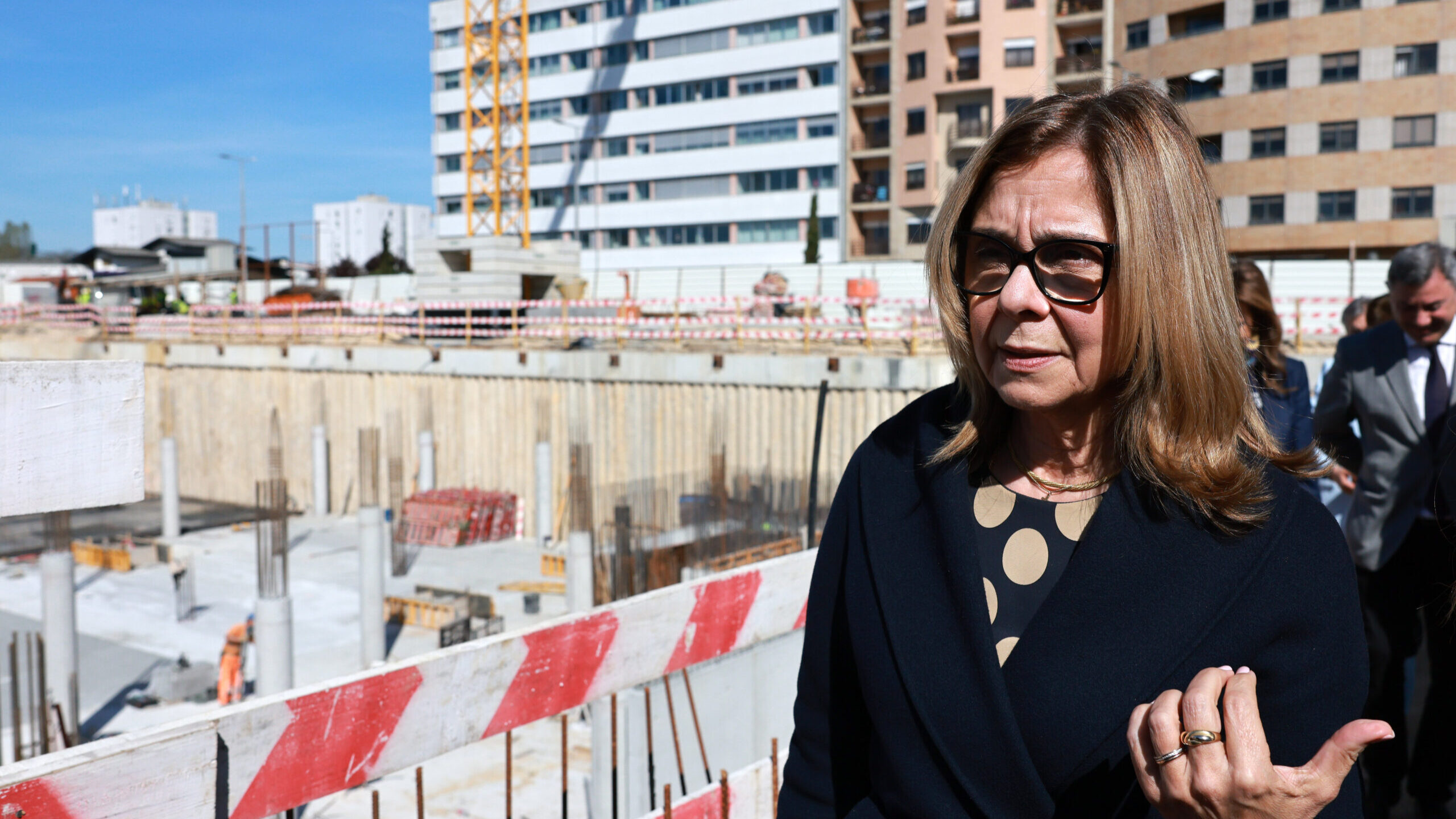 Government says new maternity in Coimbra will advance "slightly"