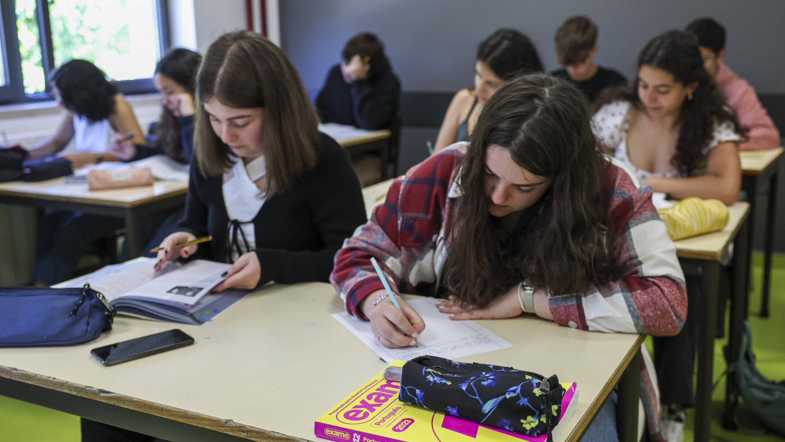 No automatic link: access to exams requires request