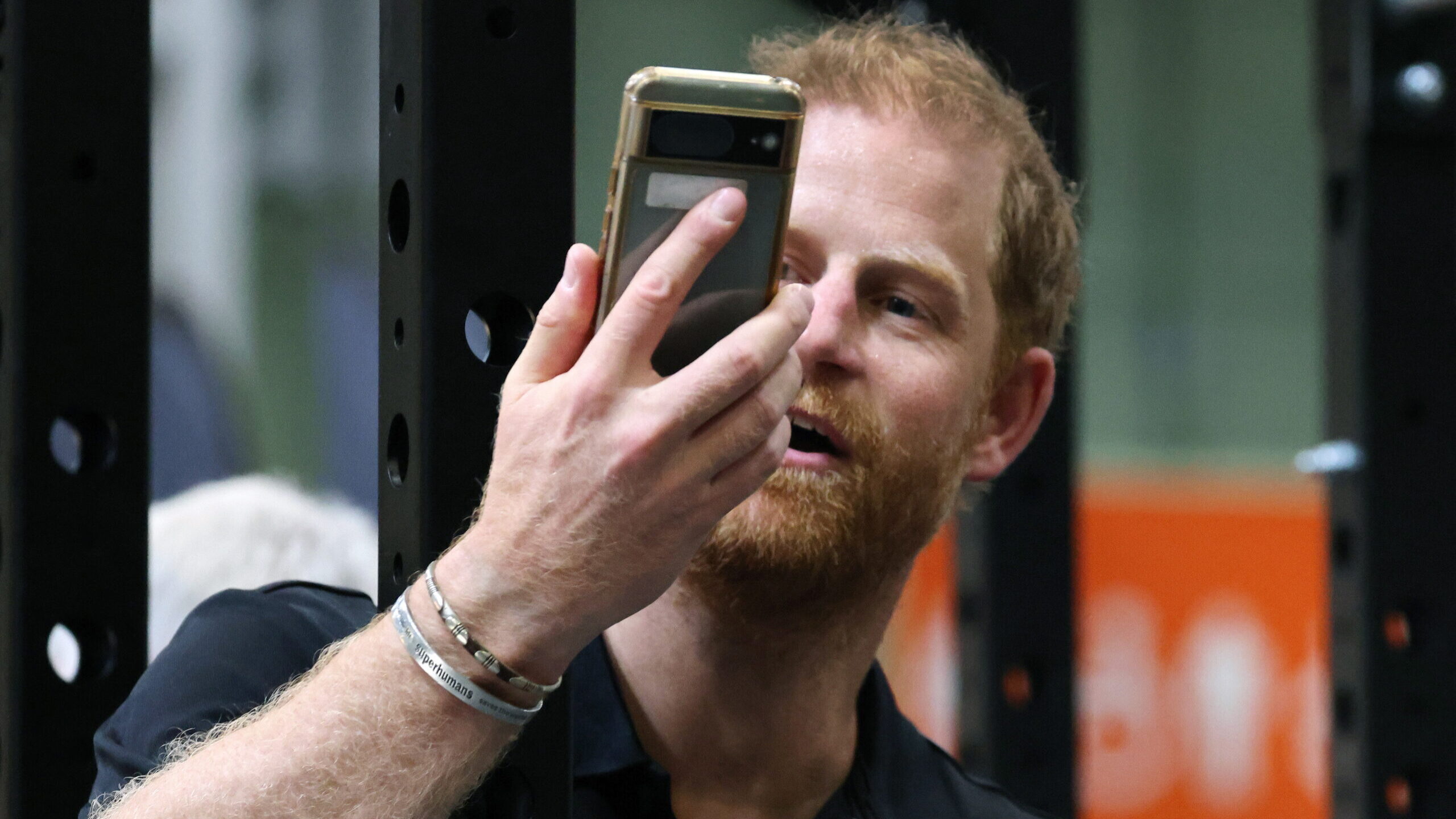 Harry faces court defeat. Prince will pay the Daily Mail millions