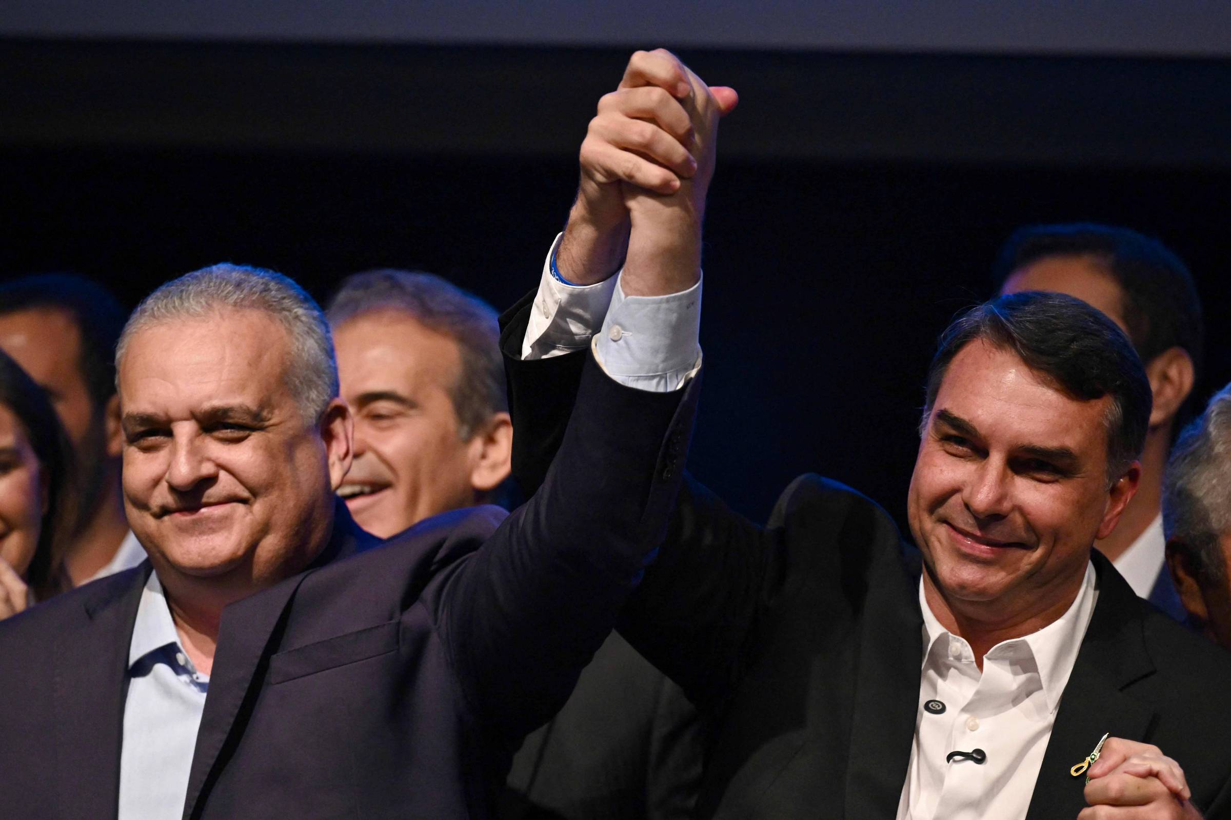 Folha de S.Paulo — Em Cima da Hora