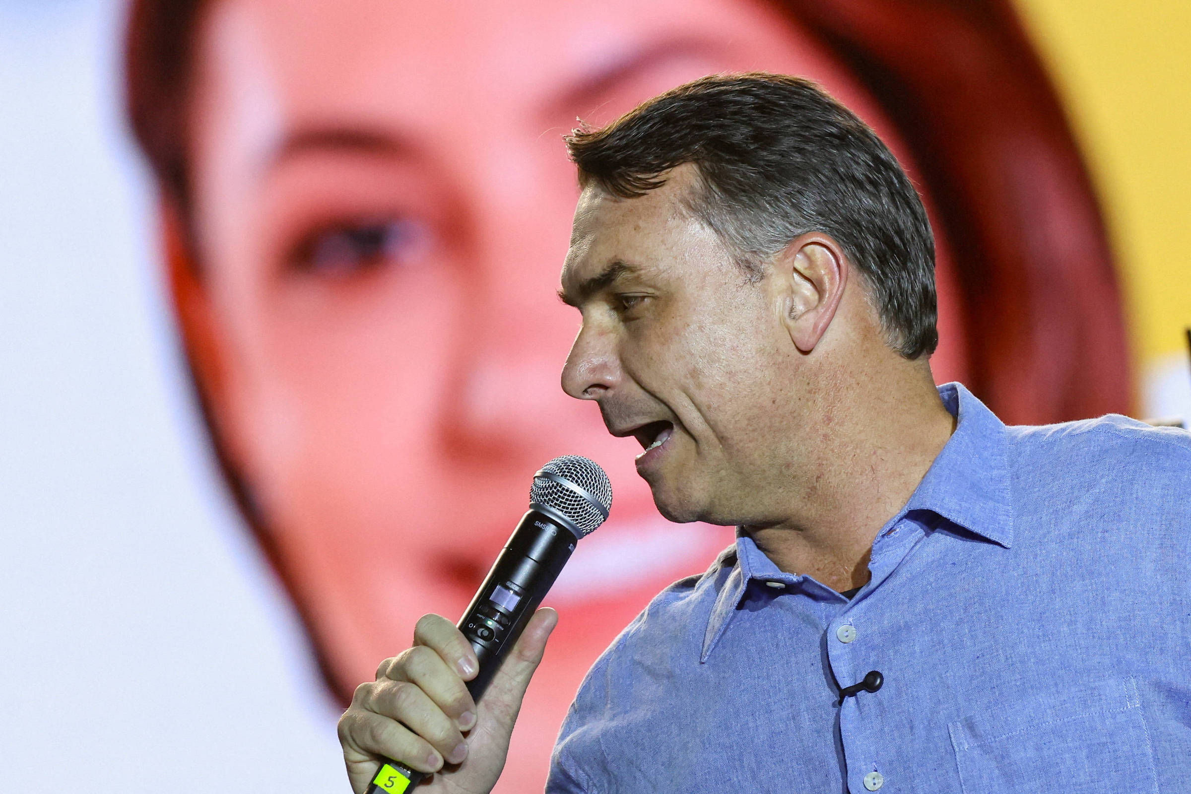 Bolsonaro asks Moraes permission to receive children on Father's Day