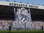 Newcastle and Liverpool pay tribute to Kevin Keegan in emotional scenes at St James' Park following football legend's death aged 75
