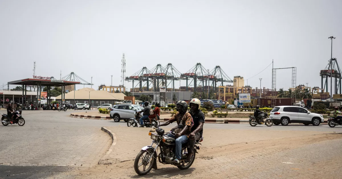 French filmmakers detained in Togo: the Togolese government states that the judiciary has "serious evidence" against them