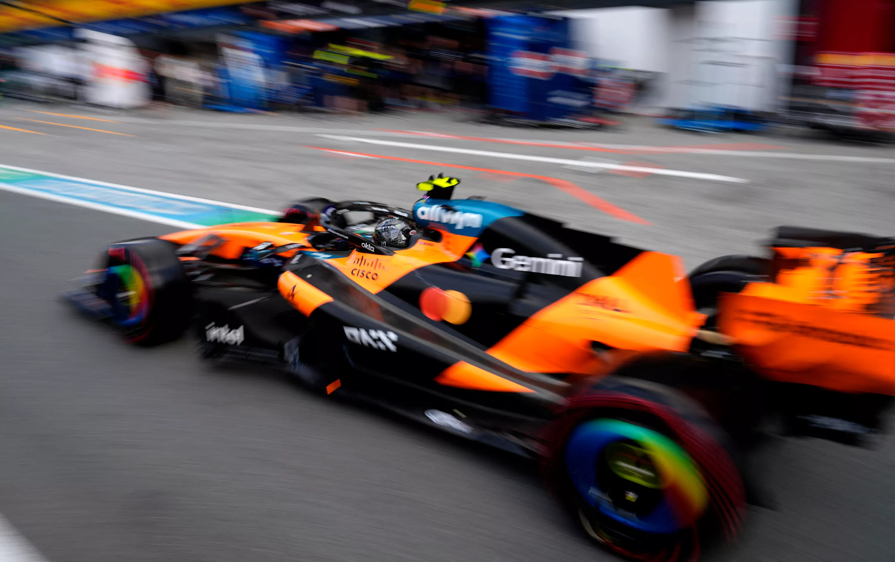 Norris beats Russell to pole position at Zandvoort