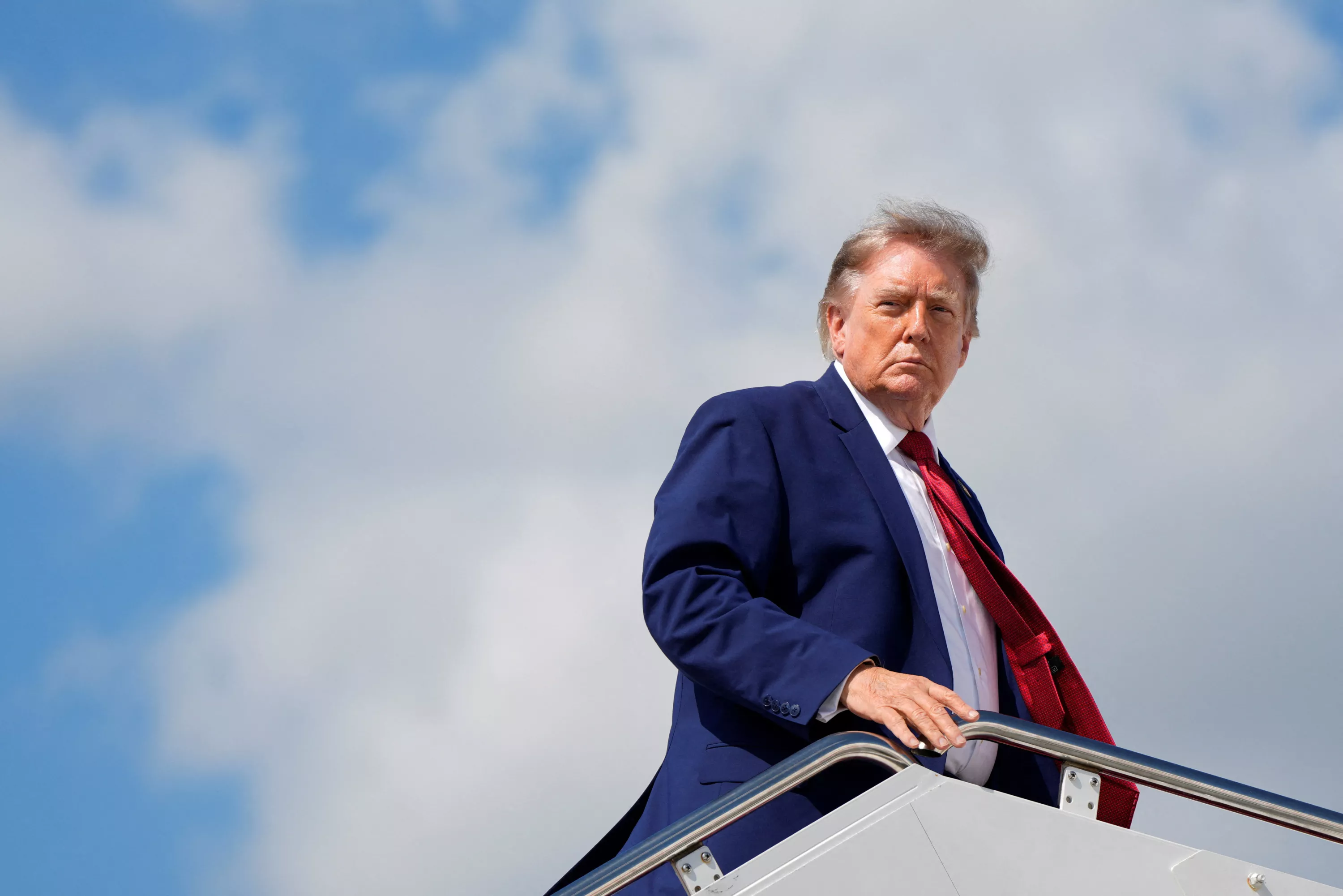 Trump minimizes Iran's demands: "It always ends up fixing"
