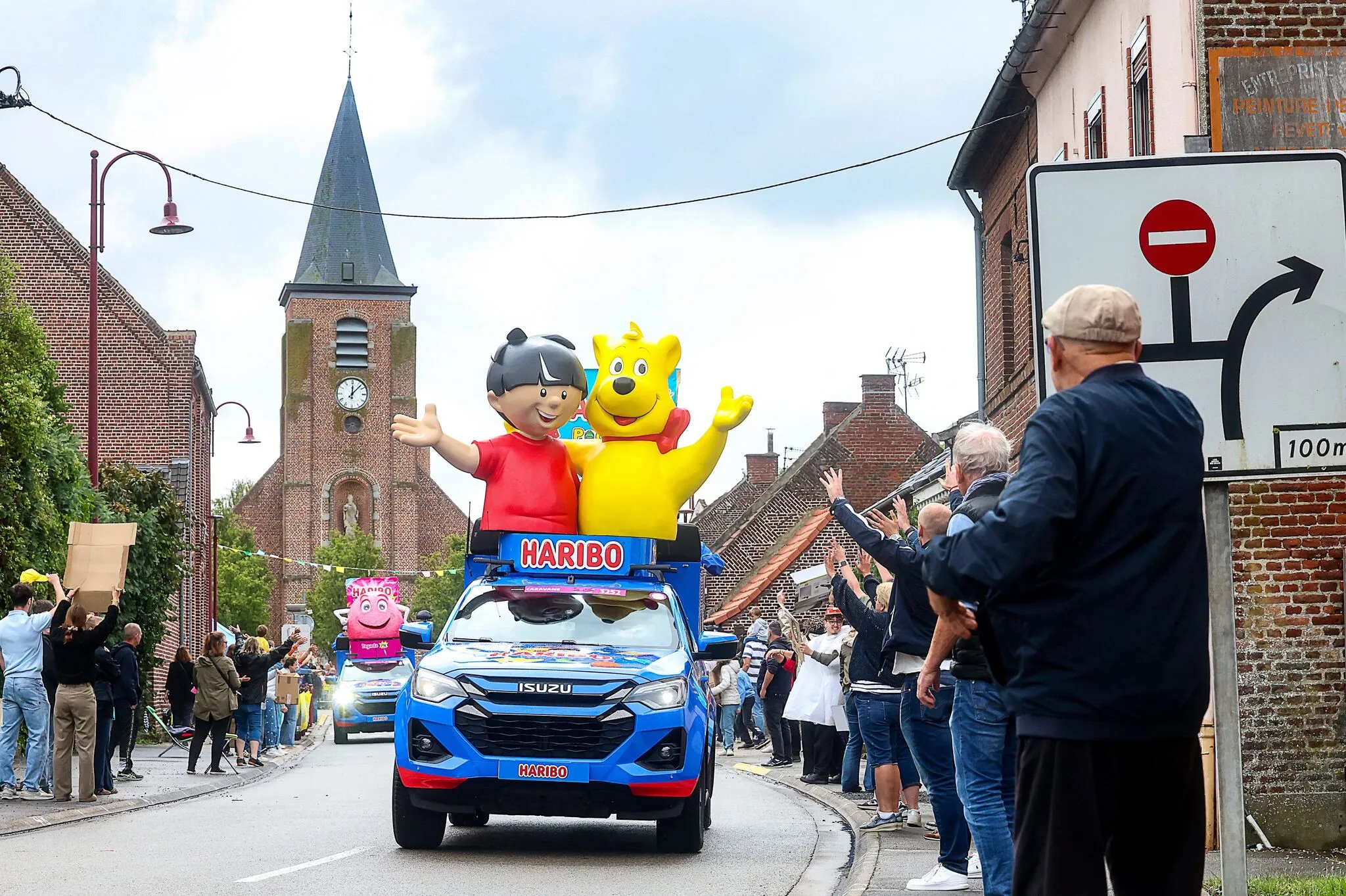 Cherry juice, sweets, gels... Sugar, new fuel for the Tour de France 2026 riders