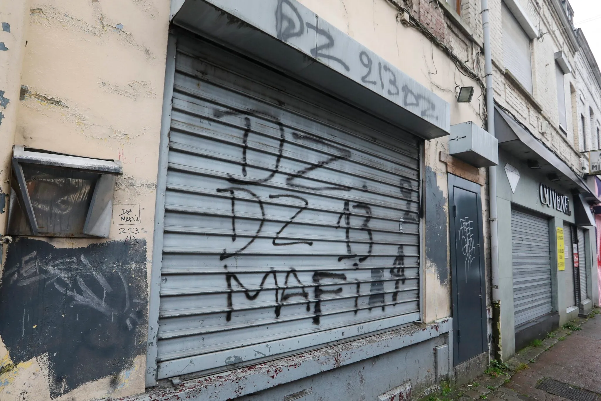 Alès: Mayor exfiled from his home after DZ Mafia threatened
