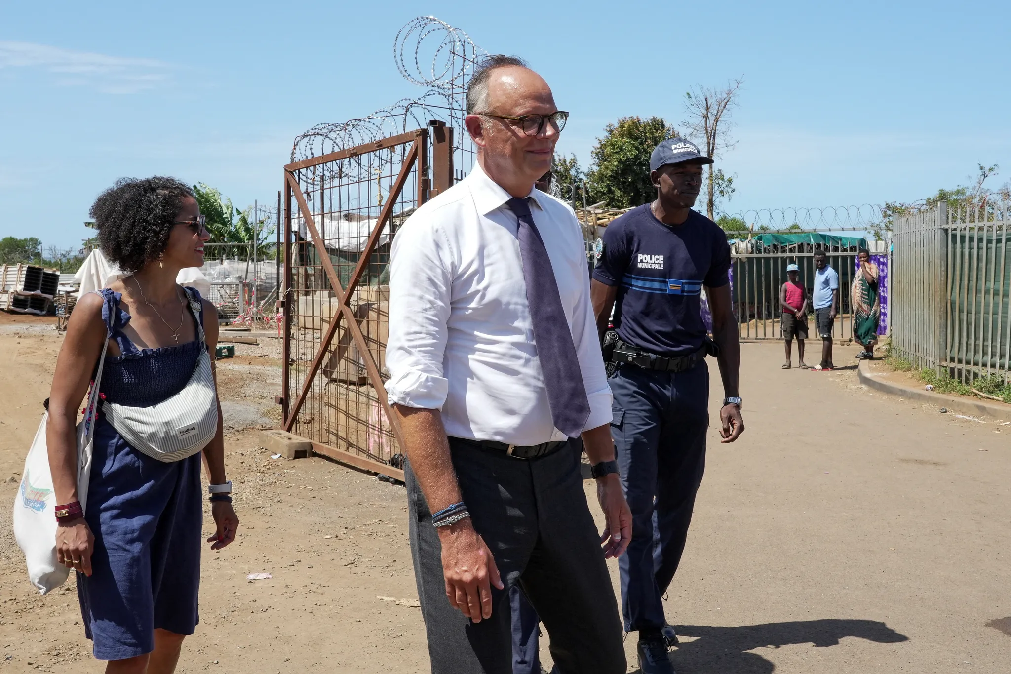 Mayotte: Is it possible to close "totally" immigration, as Édouard Philippe proposes?