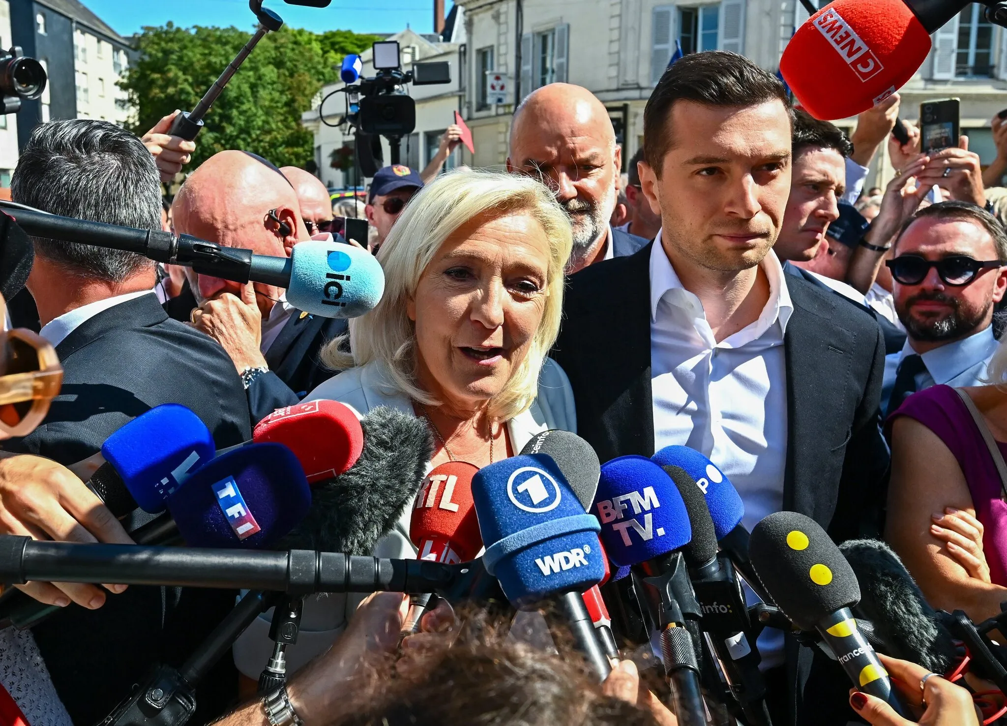 Presidential 2027: Big bosses worried about Marine Le Pen's candidacy