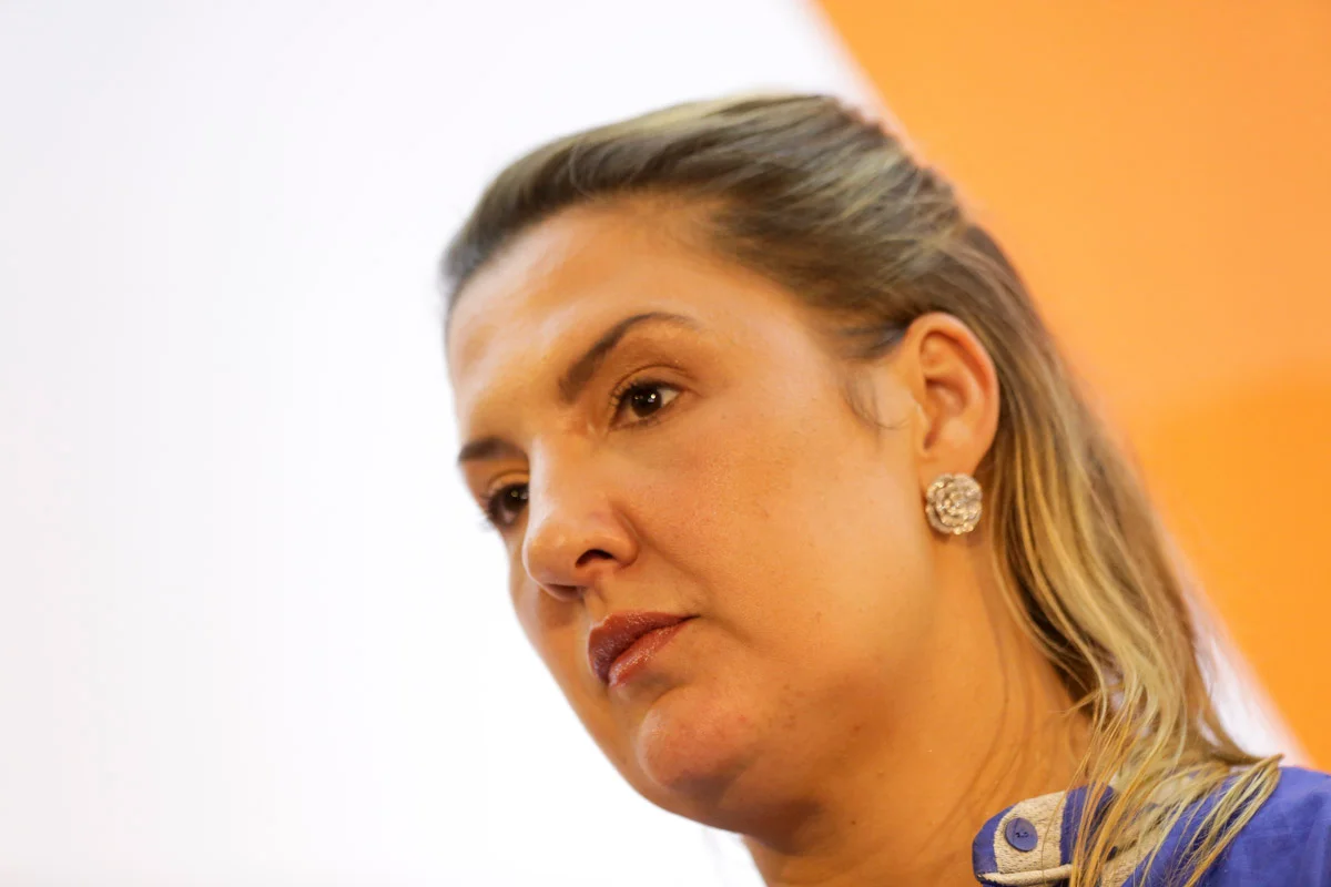 Former federal deputy and his family received the benefit granted by the Trump administration, according to Gazeta do Povo