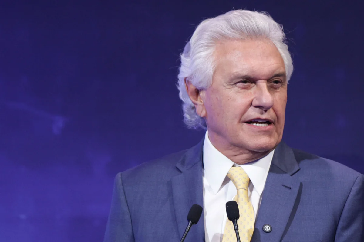 Fallout critical Flavius for questioning polls in meeting with ambassadors