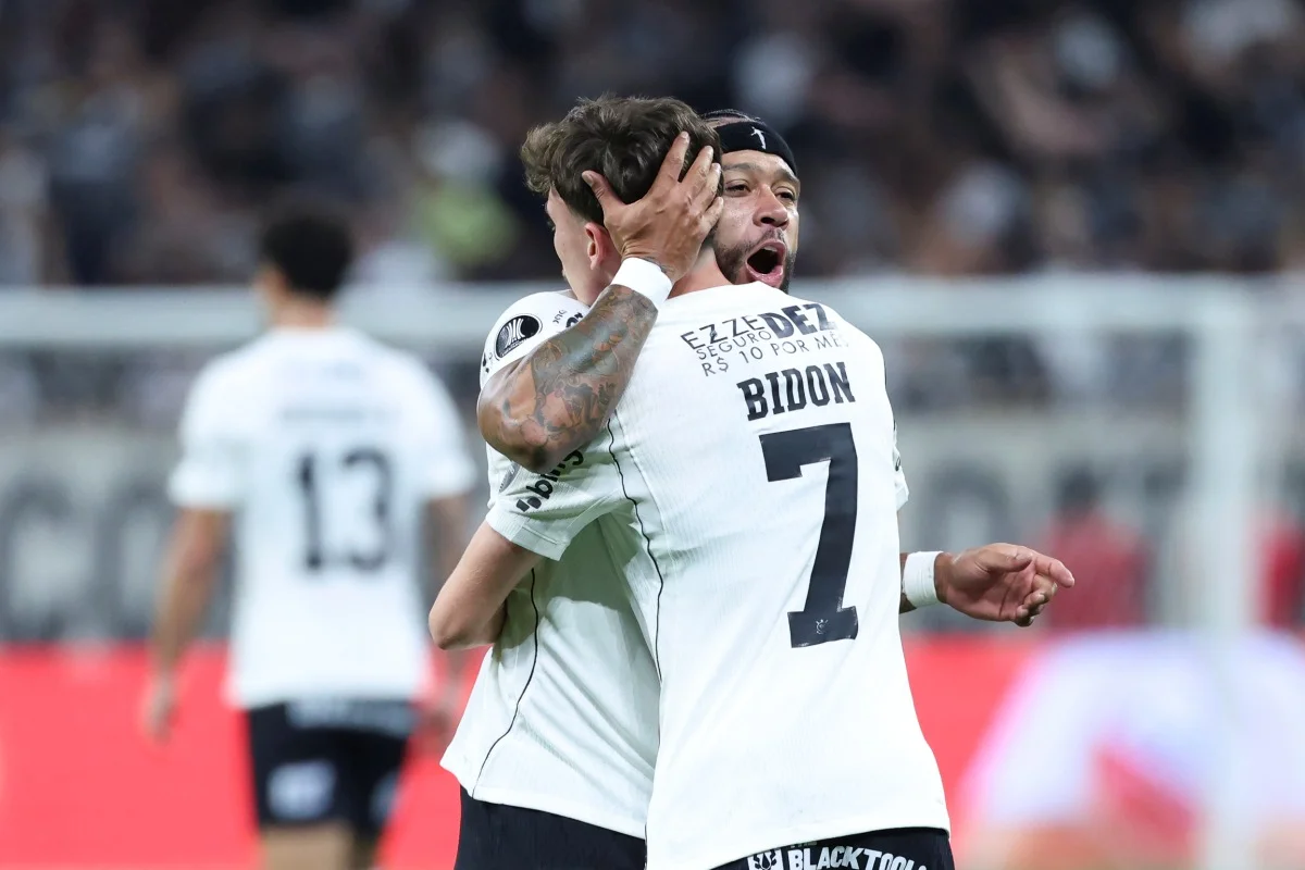 Memphis Depay notes assistance in returning to the fields by the Corinthians