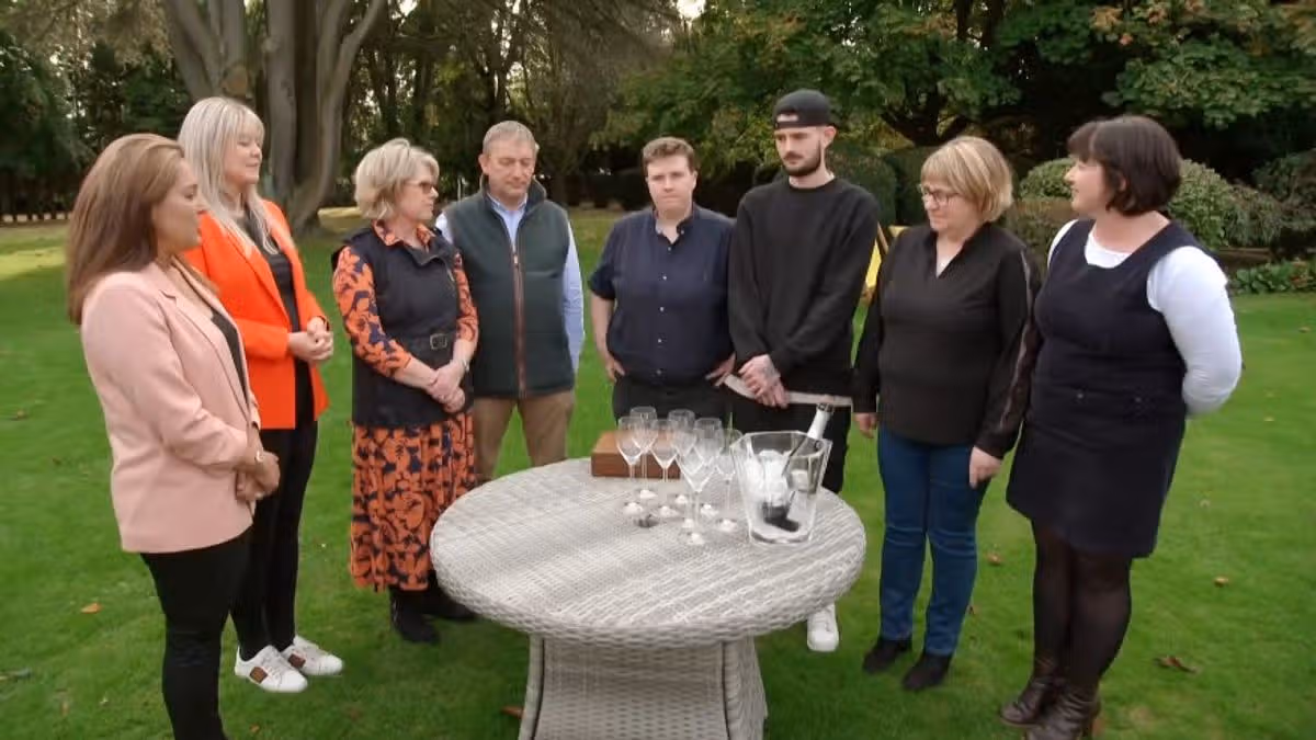 Four in a Bed B&B owner in tears after comment from Welsh co-star
