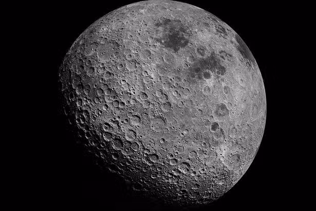 SpaceX rocket crashes into Moon at 5,400mph