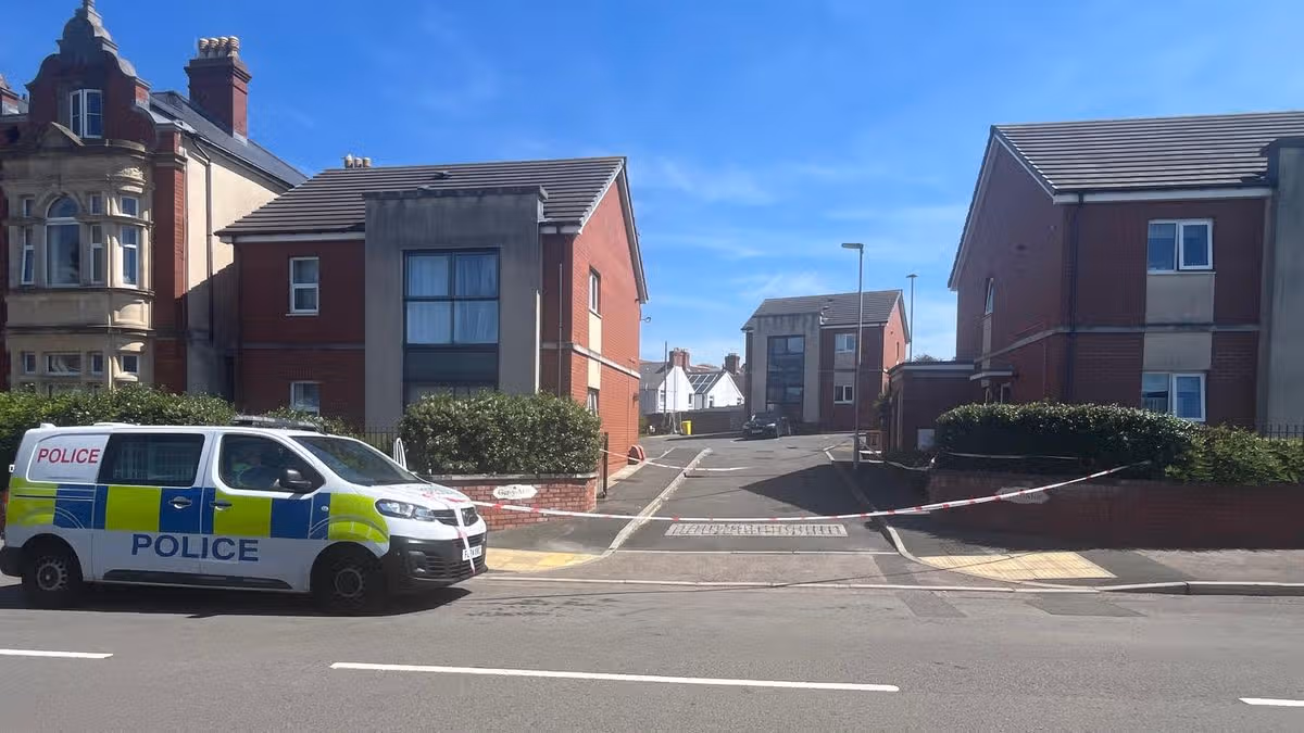 Police looking for man after alleged assault in Barry