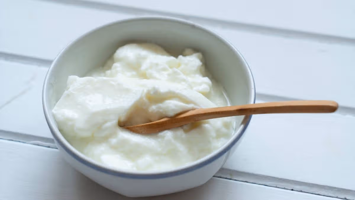 95p supermarket Greek yoghurt tops taste test beating Yeo Valley