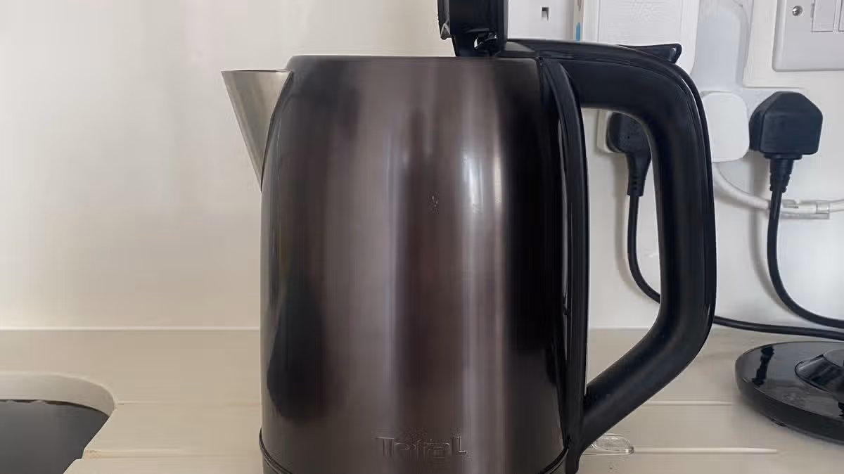 I removed limescale from kettle in seconds when 1 item was added to boiling water