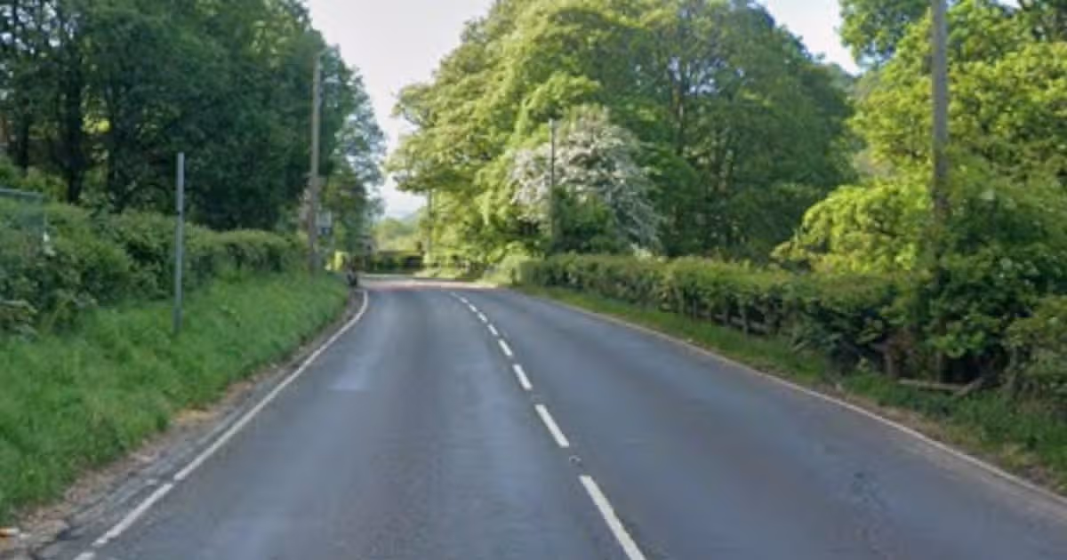 Crash forces Valleys road to close for hours