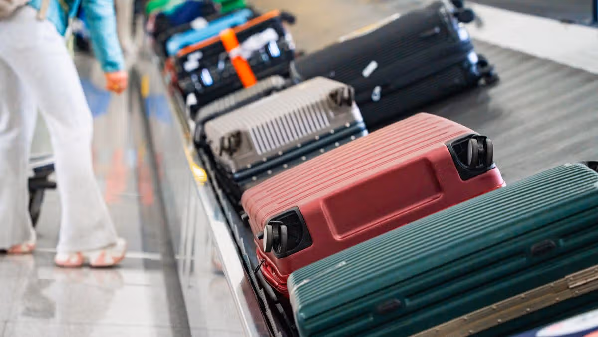 What are legal rights when airlines lose your luggage at airport