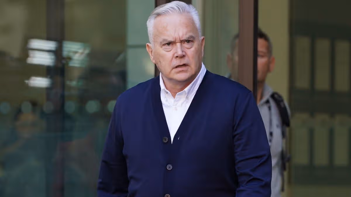 Huw Edwards criticised for entering Eisteddfod competition